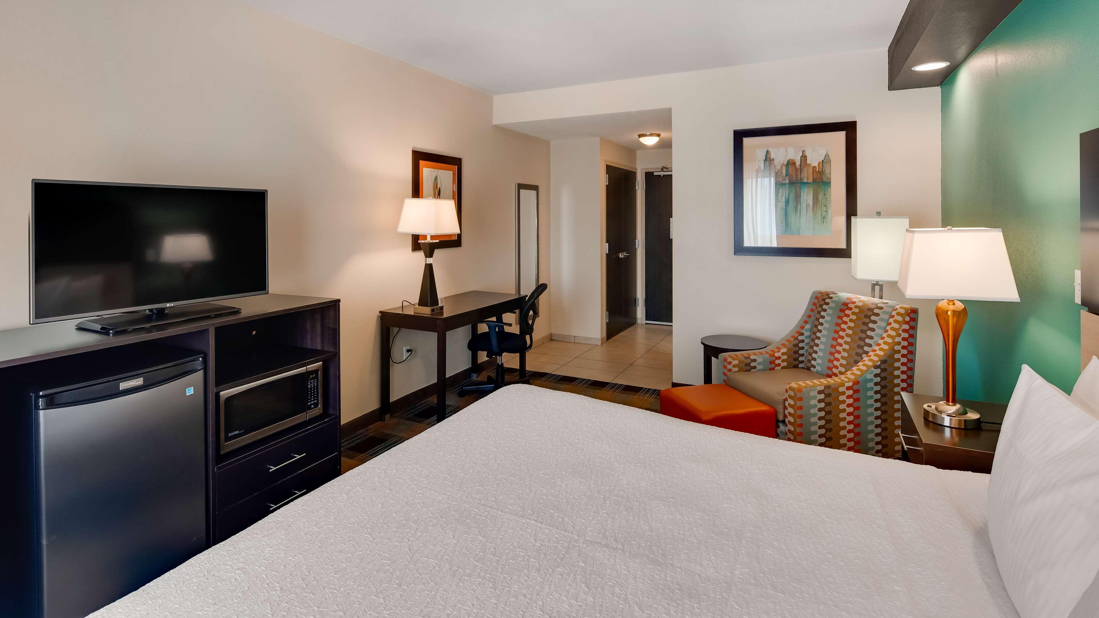 Best Western Plus Atrium Inn & Suites Clarksville Exterior foto