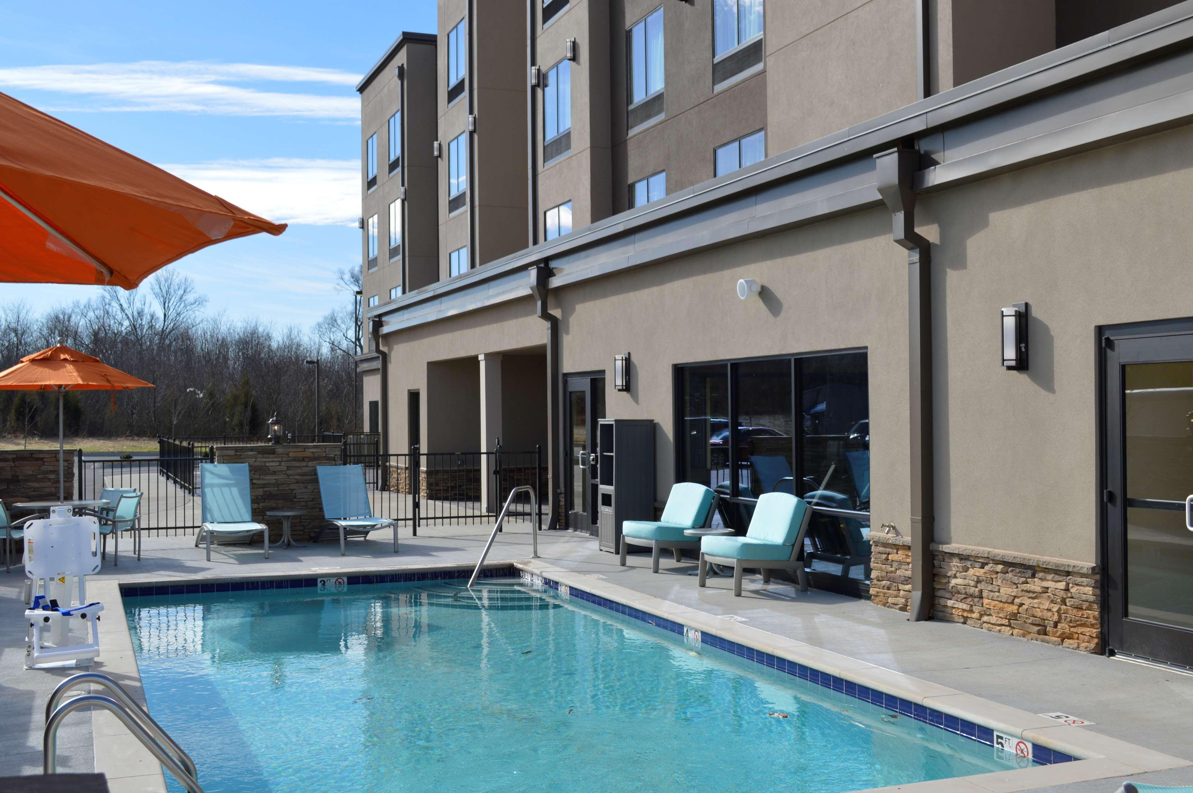 Best Western Plus Atrium Inn & Suites Clarksville Exterior foto
